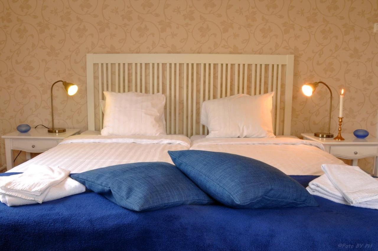Praestgarden Bed & Breakfast 3*
